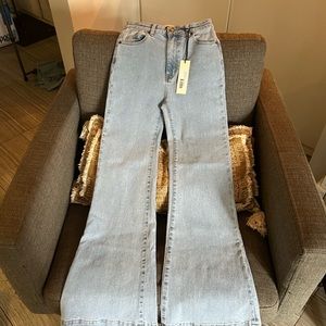 NWT Rollas east coast flare! Size25